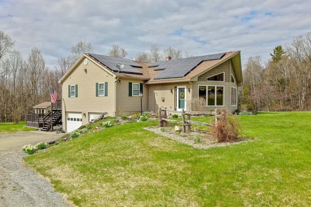 348 Maple Ridge Coventry VT 05825