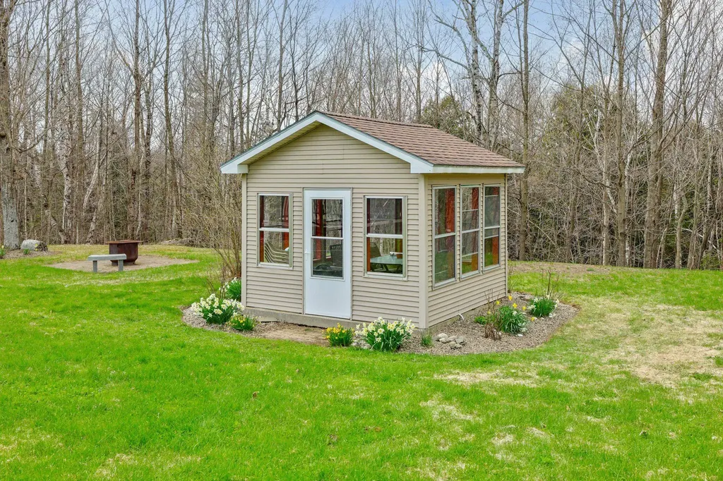 348 Maple Ridge Coventry VT 05825