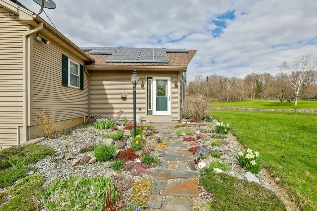 348 Maple Ridge Coventry VT 05825