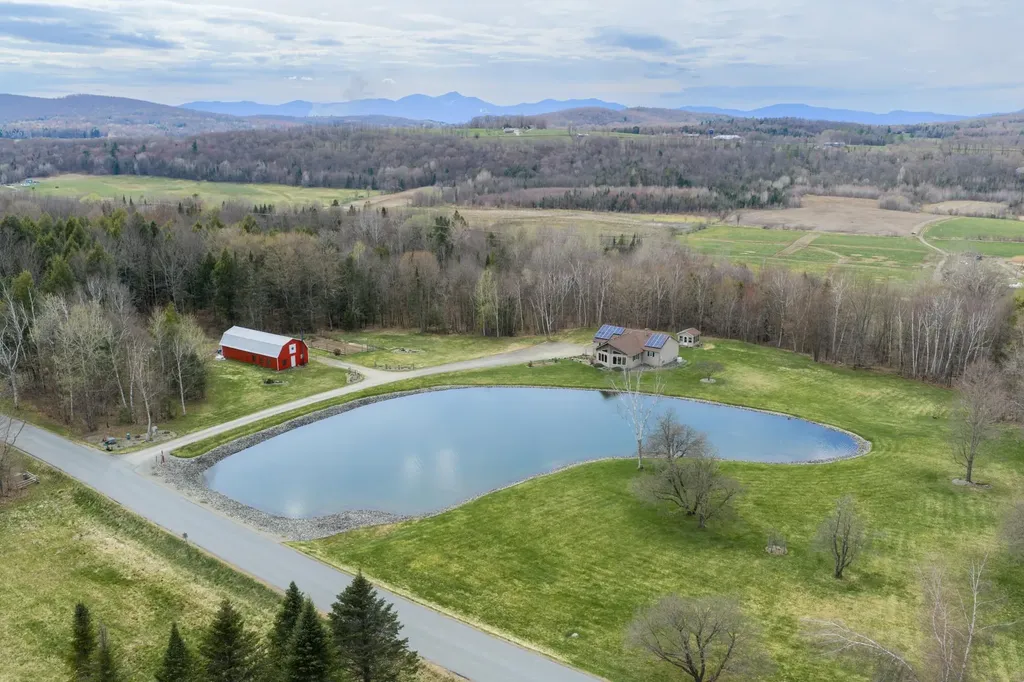 348 Maple Ridge Coventry VT 05825