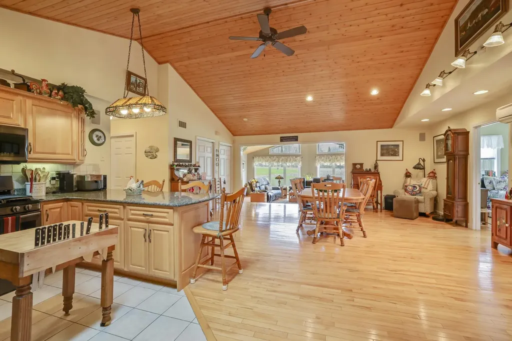 348 Maple Ridge Coventry VT 05825