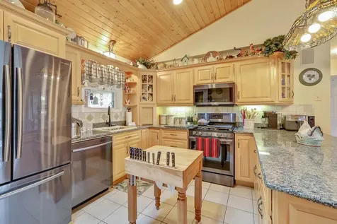 348 Maple Ridge Coventry VT 05825