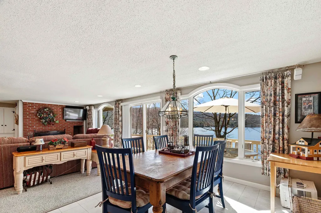 32 Highland Avenue Newbury NH 03255