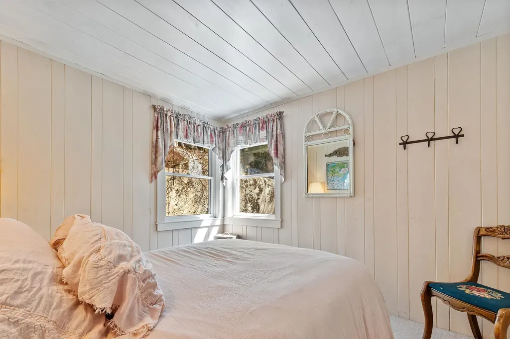 32 Highland Avenue Newbury NH 03255