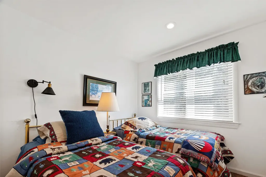 32 Highland Avenue Newbury NH 03255