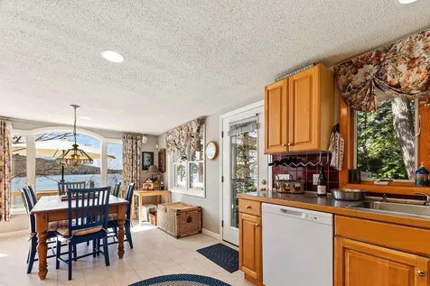 32 Highland Avenue Newbury NH 03255