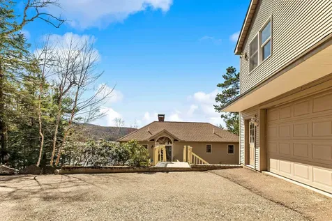 32 Highland Avenue Newbury NH 03255