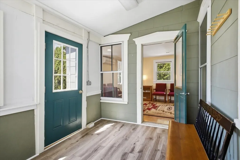 82 Elm Street Manchester VT 05255