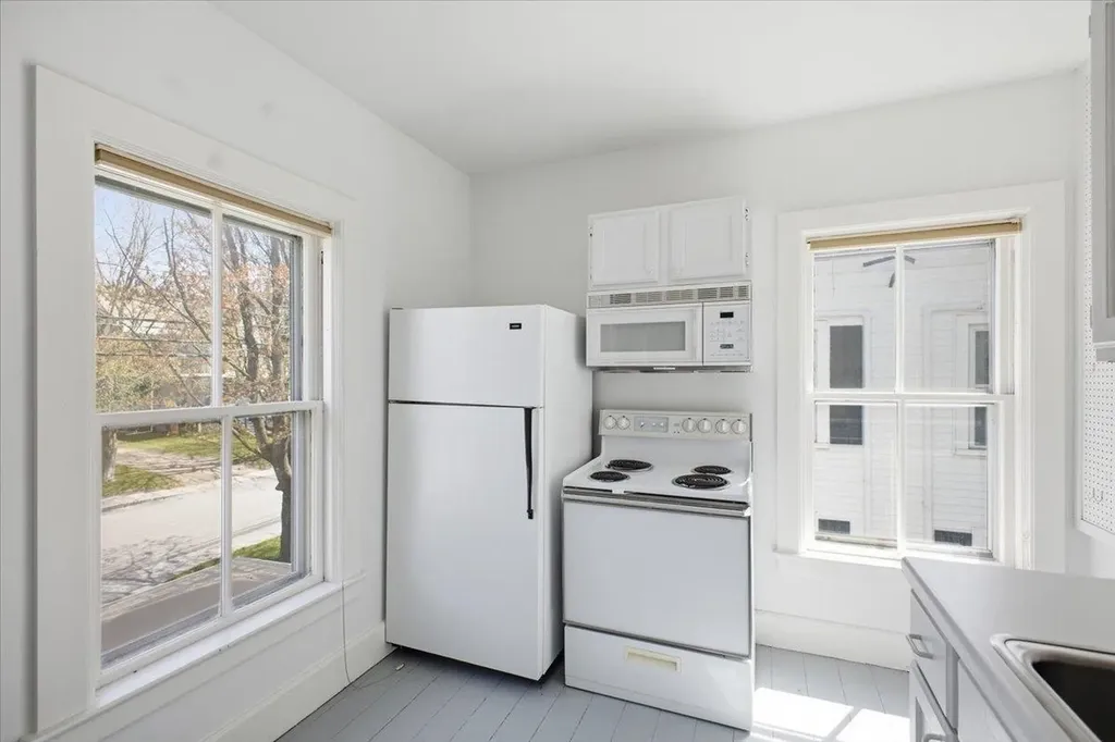 82 Elm Street Manchester VT 05255