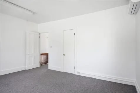 82 Elm Street Manchester VT 05255