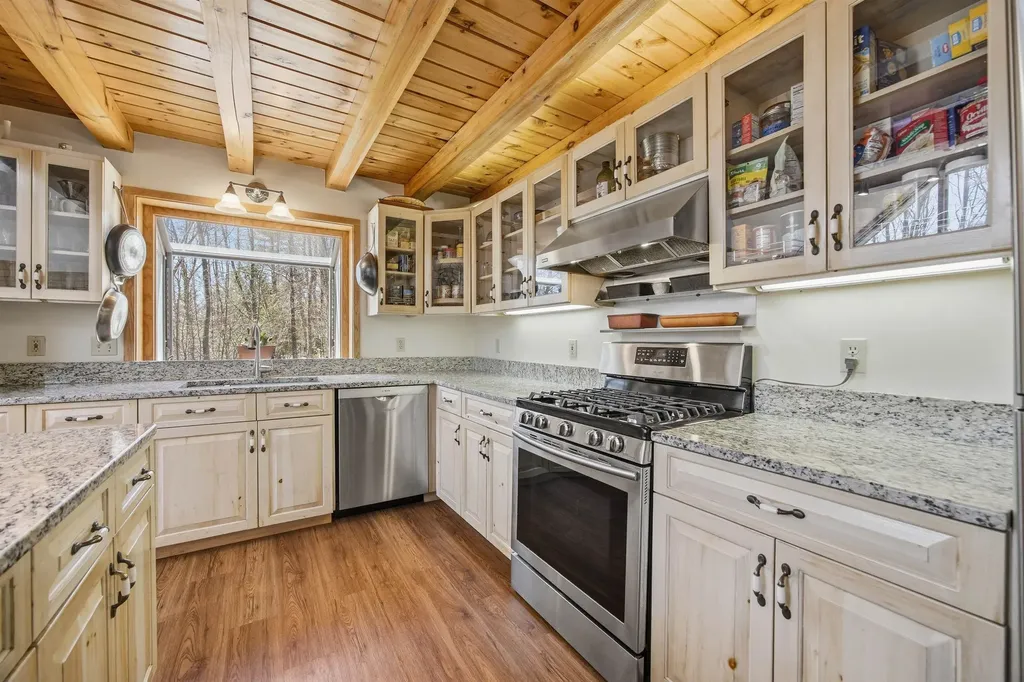 490 Clough Road Pittsfield NH 03263