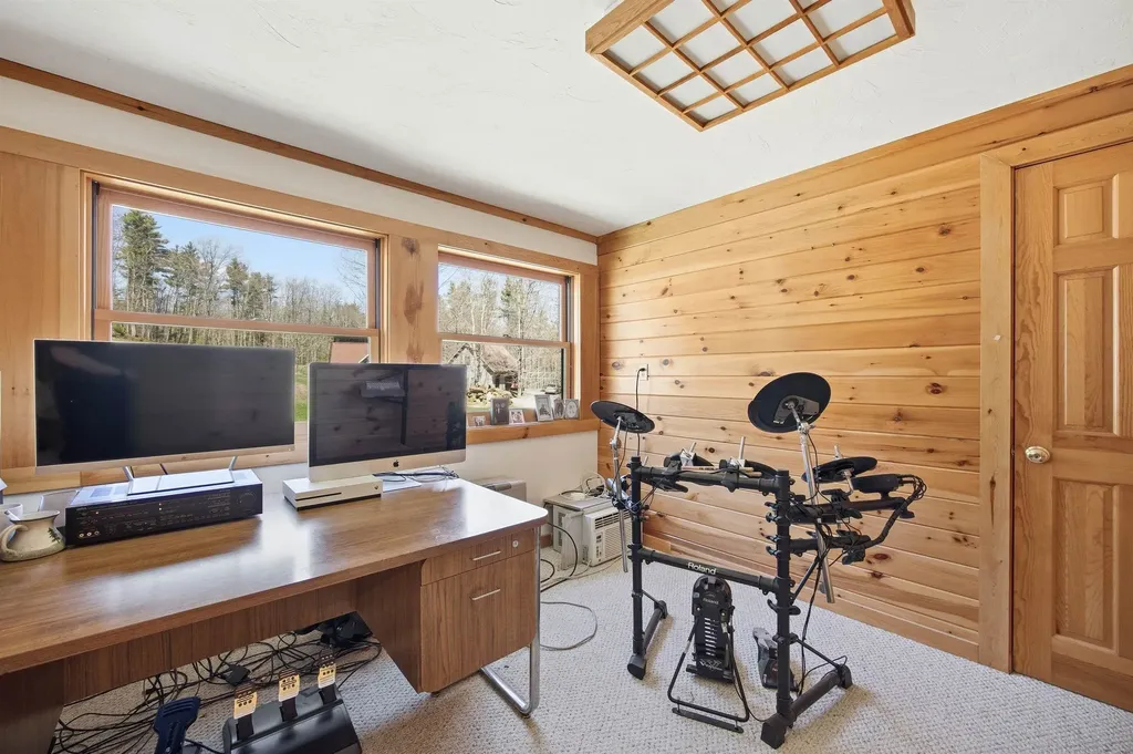 490 Clough Road Pittsfield NH 03263