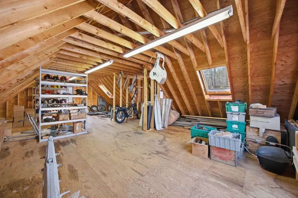 490 Clough Road Pittsfield NH 03263