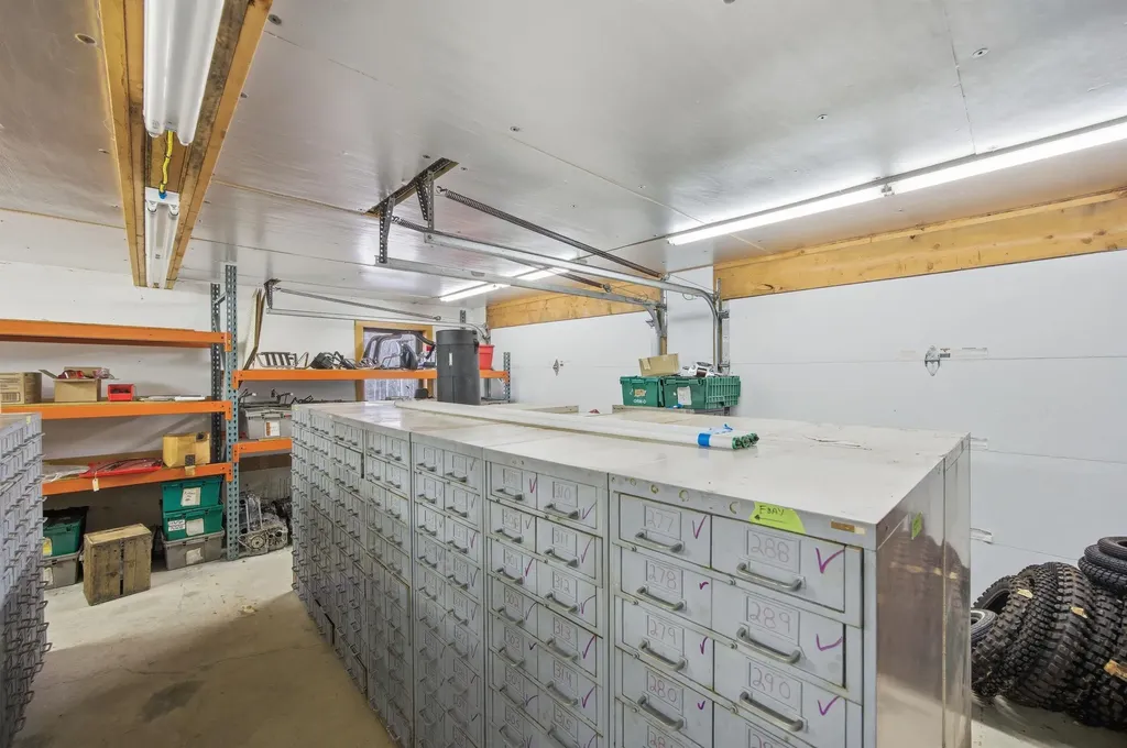 490 Clough Road Pittsfield NH 03263