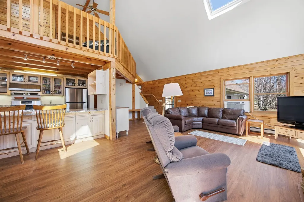 490 Clough Road Pittsfield NH 03263