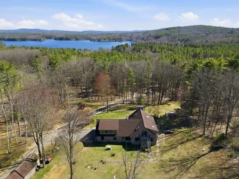 490 Clough Road Pittsfield NH 03263
