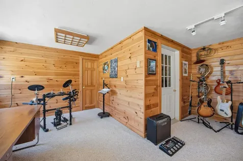 490 Clough Road Pittsfield NH 03263