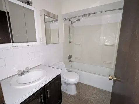 112 Capitol Hill Drive Londonderry NH 03053