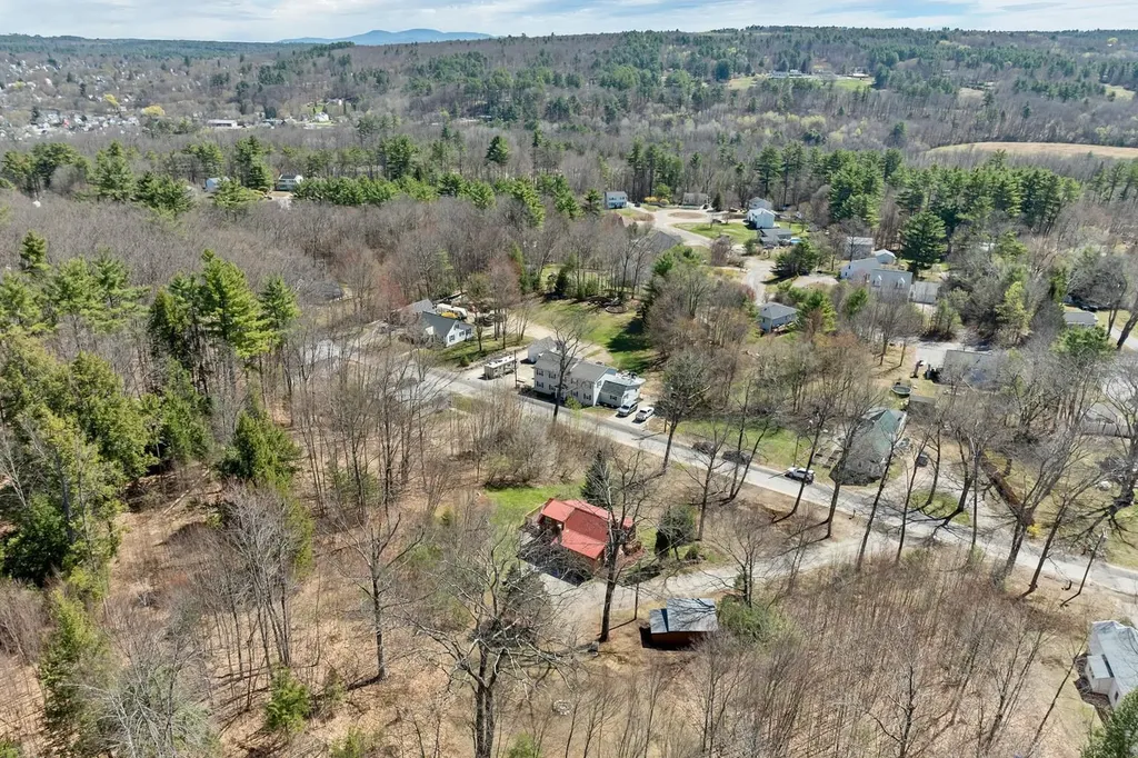 133 Thunder Road Franklin NH 03235