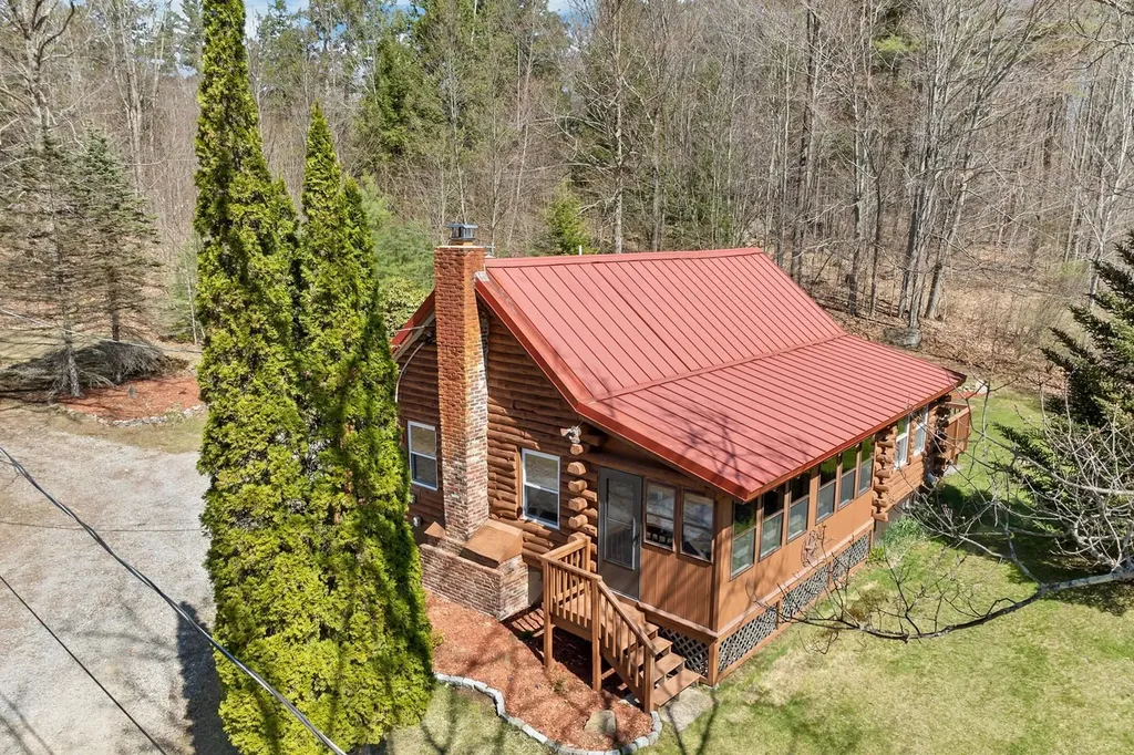 133 Thunder Road Franklin NH 03235