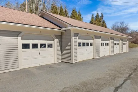 105 Acorn Drive Waterbury VT 05676