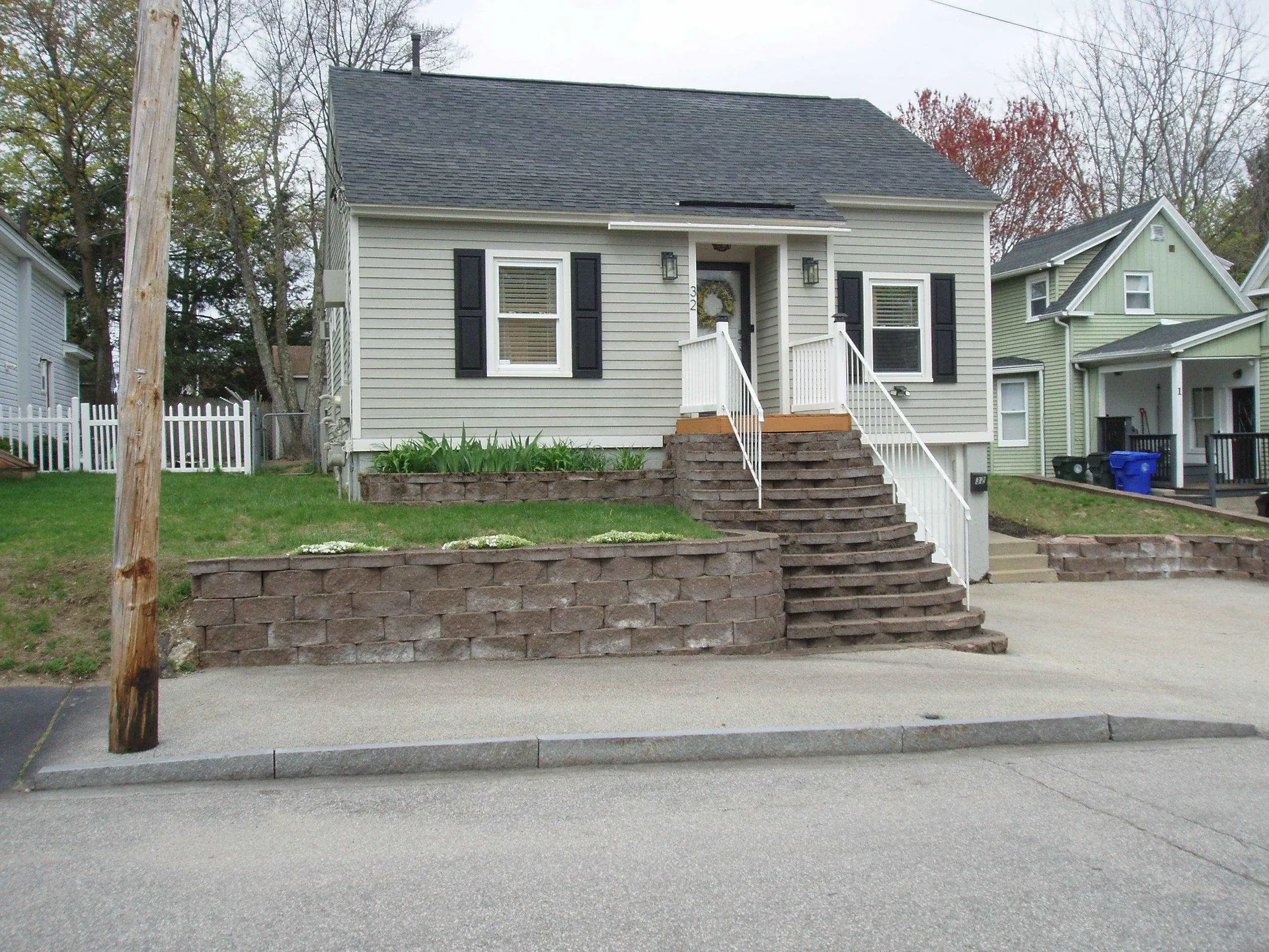 32 Morgan Street Manchester NH 03102-3435