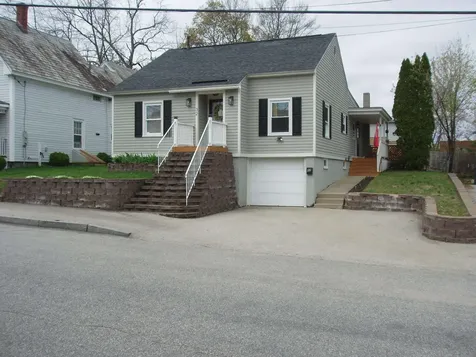 32 Morgan Street Manchester NH 03102-3435