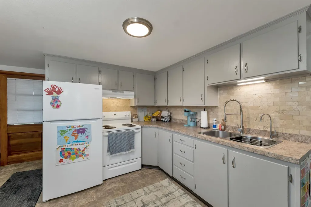 43 School House Hill Road Gilford NH 03249