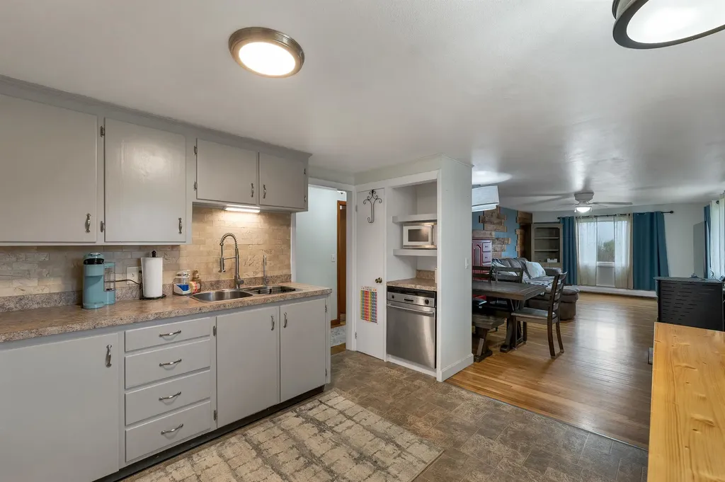 43 School House Hill Road Gilford NH 03249