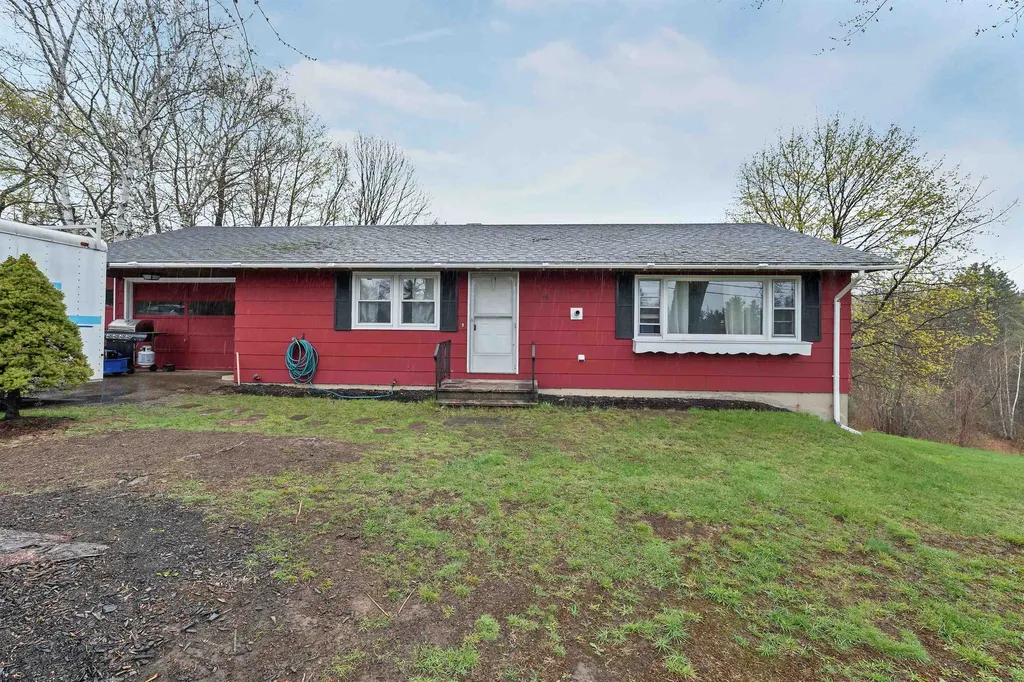 43 School House Hill Road Gilford NH 03249