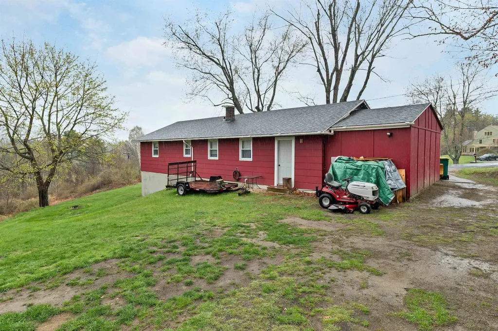 43 School House Hill Road Gilford NH 03249