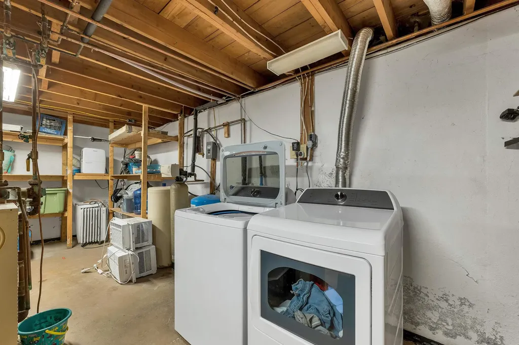 43 School House Hill Road Gilford NH 03249