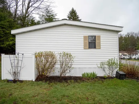 52 Monadnock Drive Rochester NH 03867