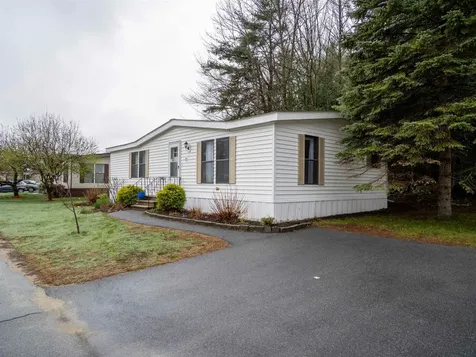 52 Monadnock Drive Rochester NH 03867