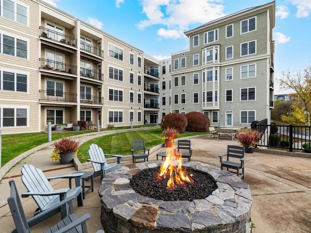 60 Winooski Falls Way Winooski VT 05404