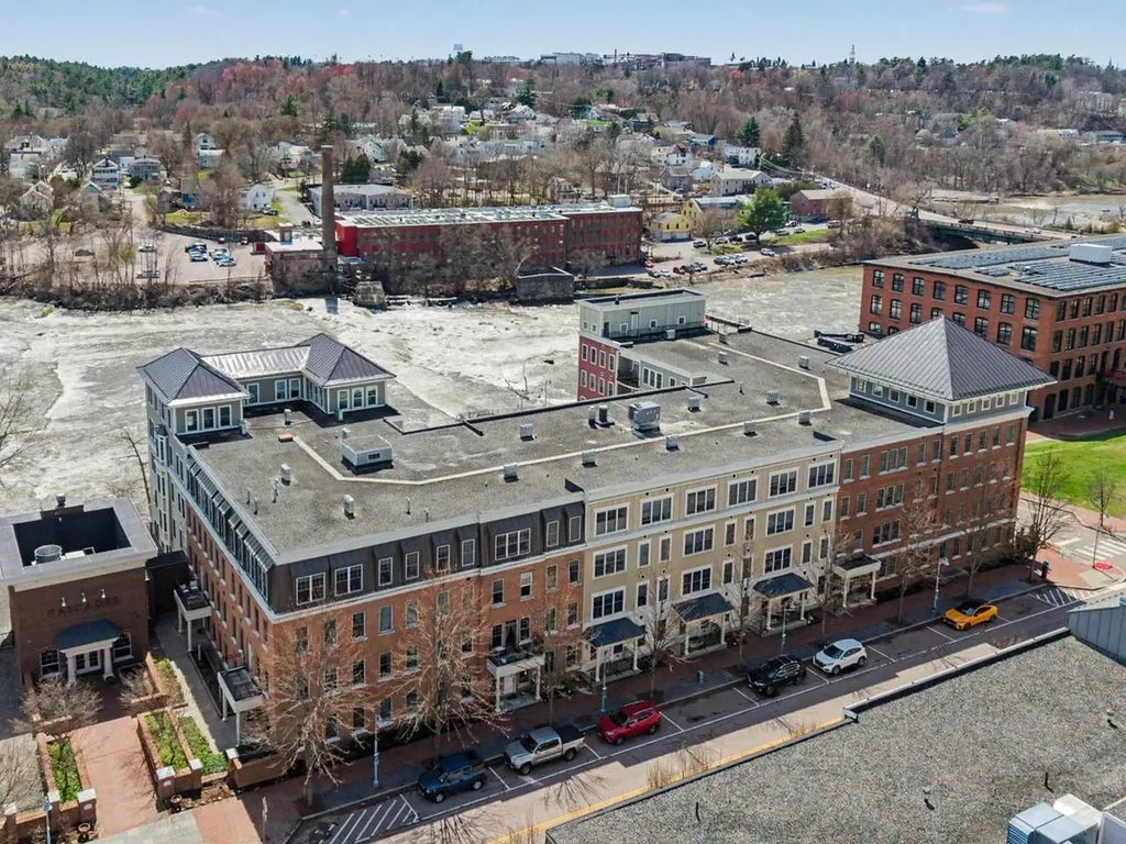 60 Winooski Falls Way Winooski VT 05404