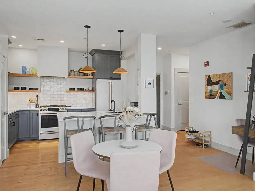 60 Winooski Falls Way Winooski VT 05404