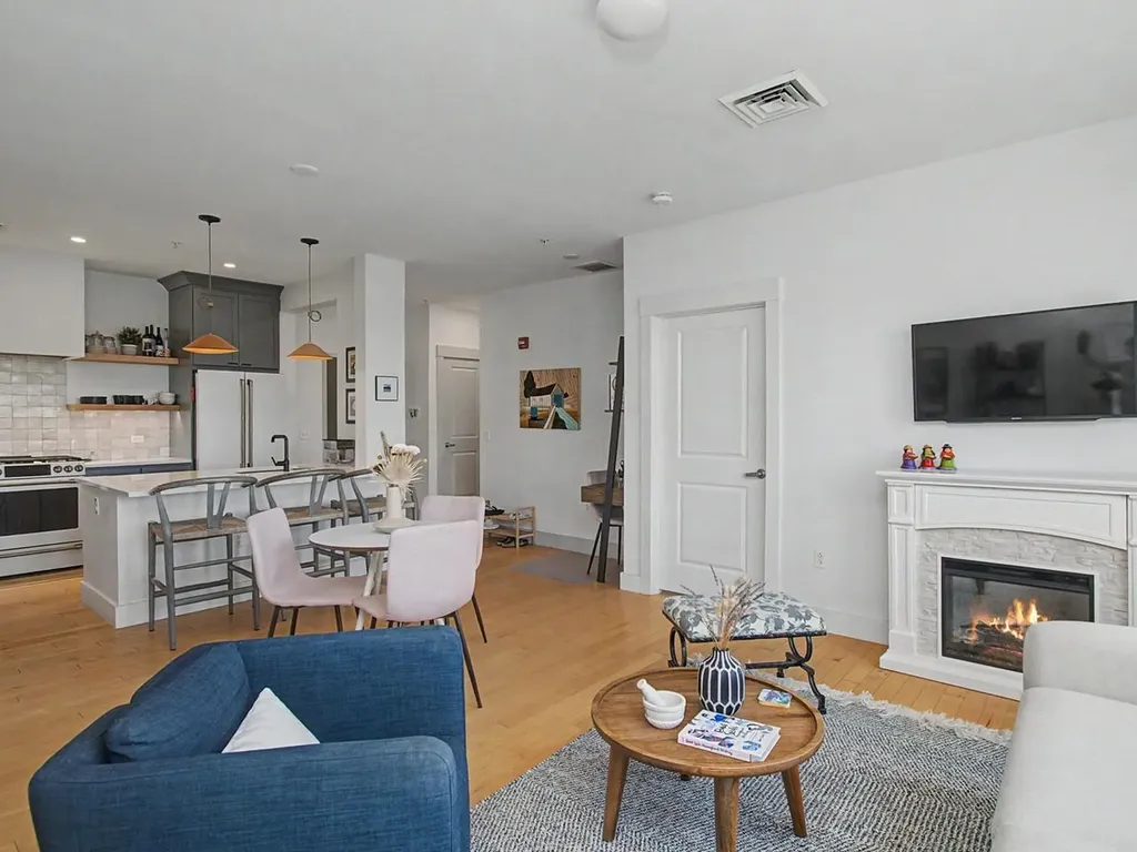 60 Winooski Falls Way Winooski VT 05404