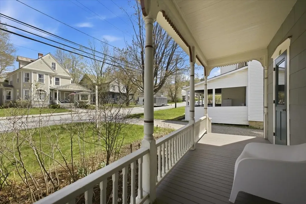 82 Elm Street Manchester VT 05255