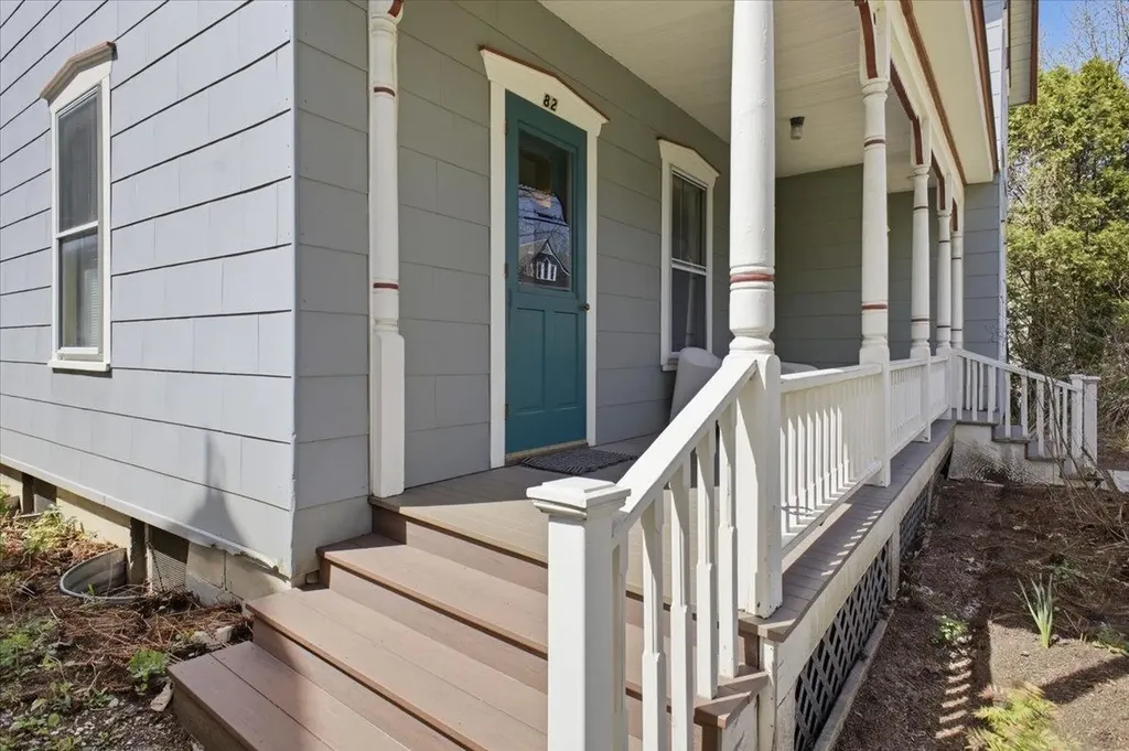 82 Elm Street Manchester VT 05255