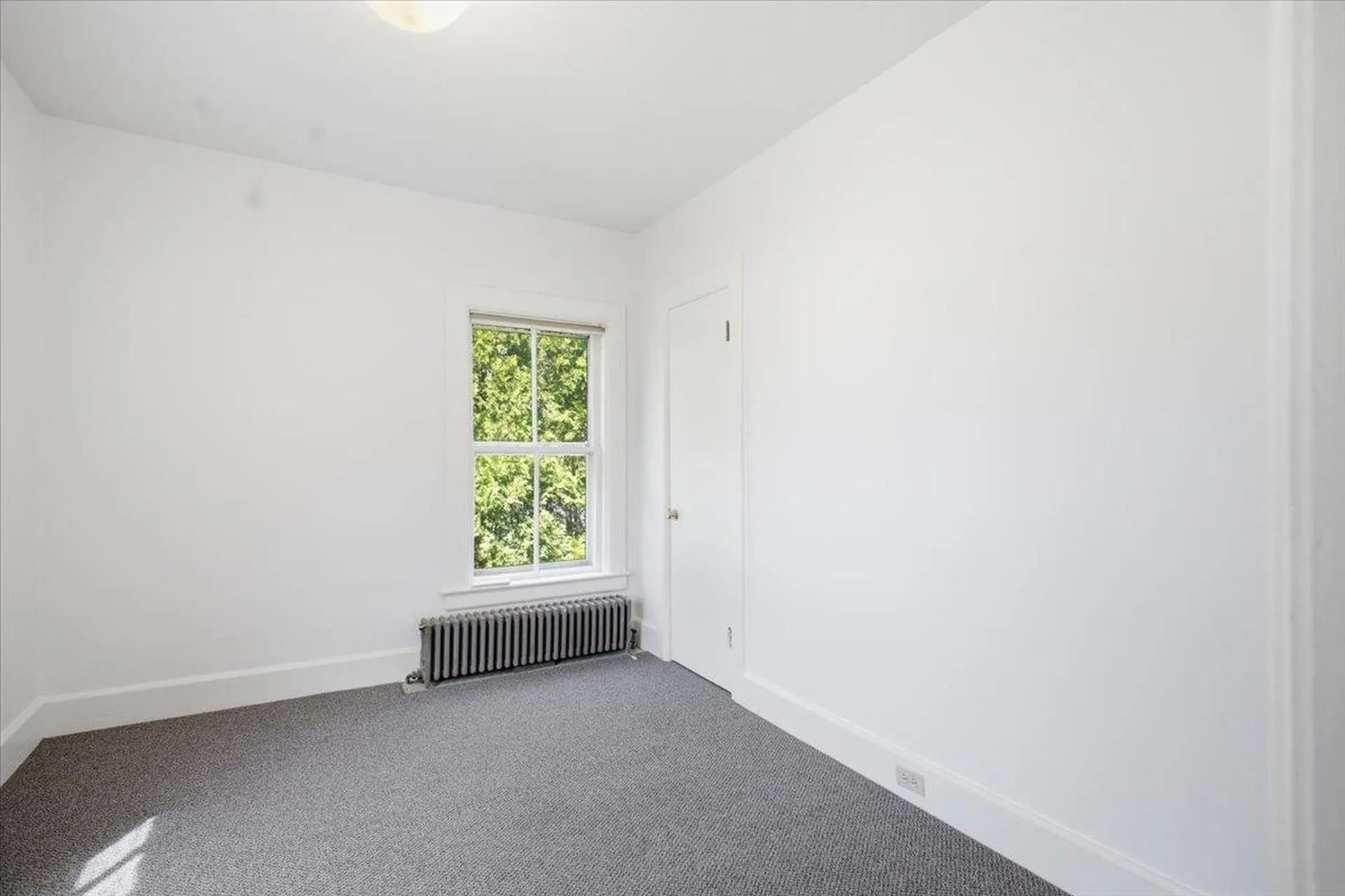 82 Elm Street Manchester VT 05255