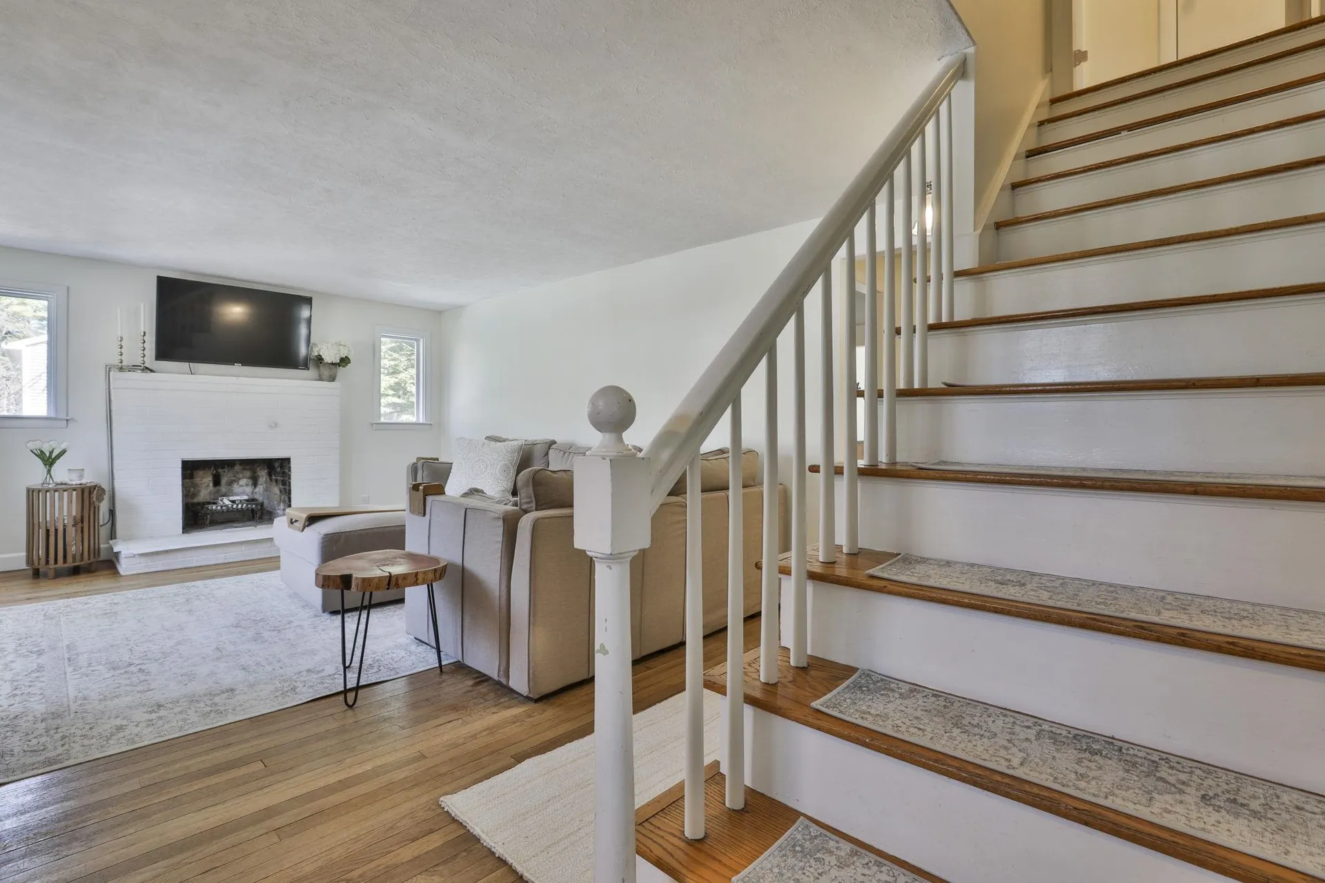 42 Dublin Avenue Nashua NH 03063