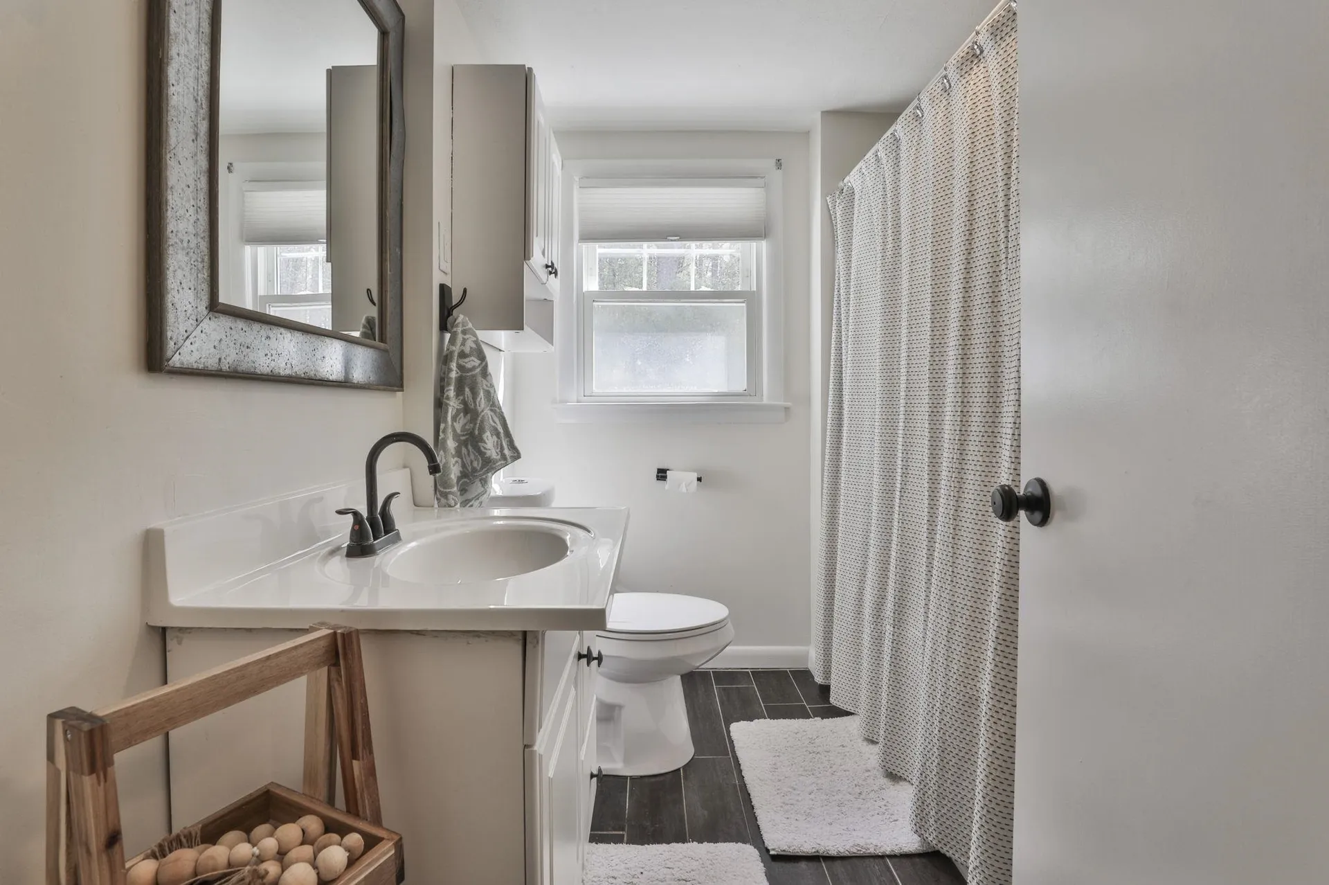 42 Dublin Avenue Nashua NH 03063