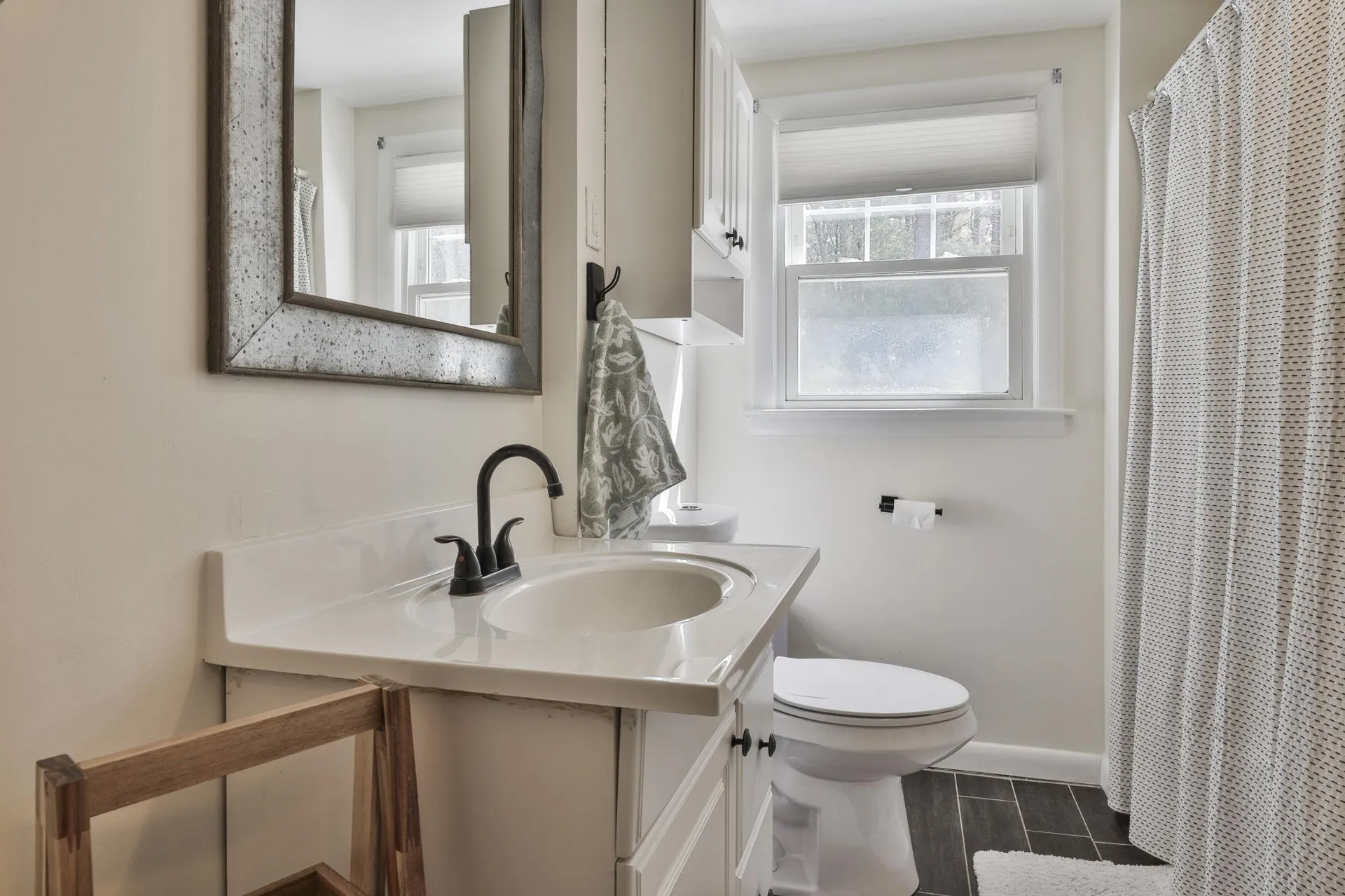42 Dublin Avenue Nashua NH 03063