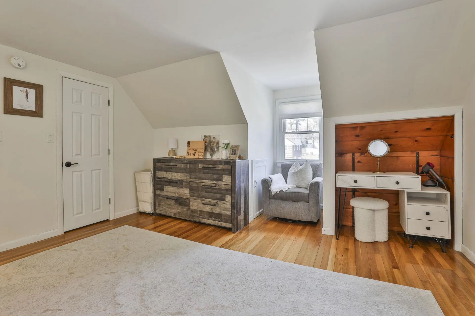 42 Dublin Avenue Nashua NH 03063