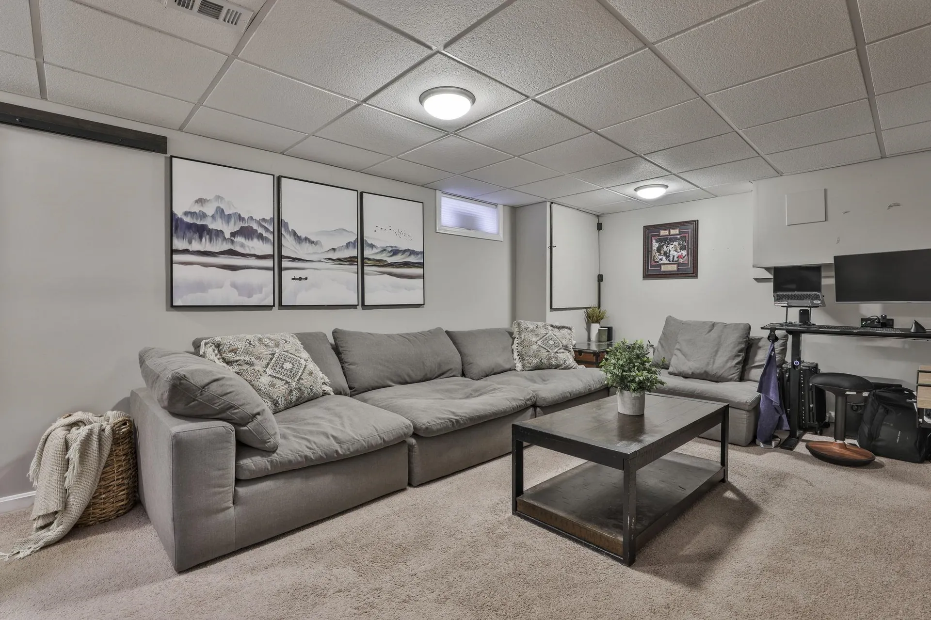 42 Dublin Avenue Nashua NH 03063