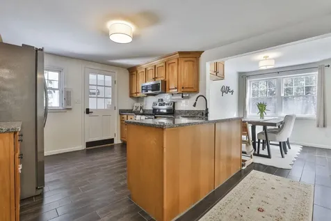 42 Dublin Avenue Nashua NH 03063