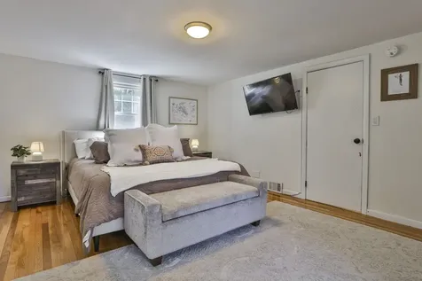 42 Dublin Avenue Nashua NH 03063
