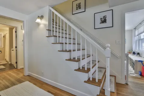 42 Dublin Avenue Nashua NH 03063