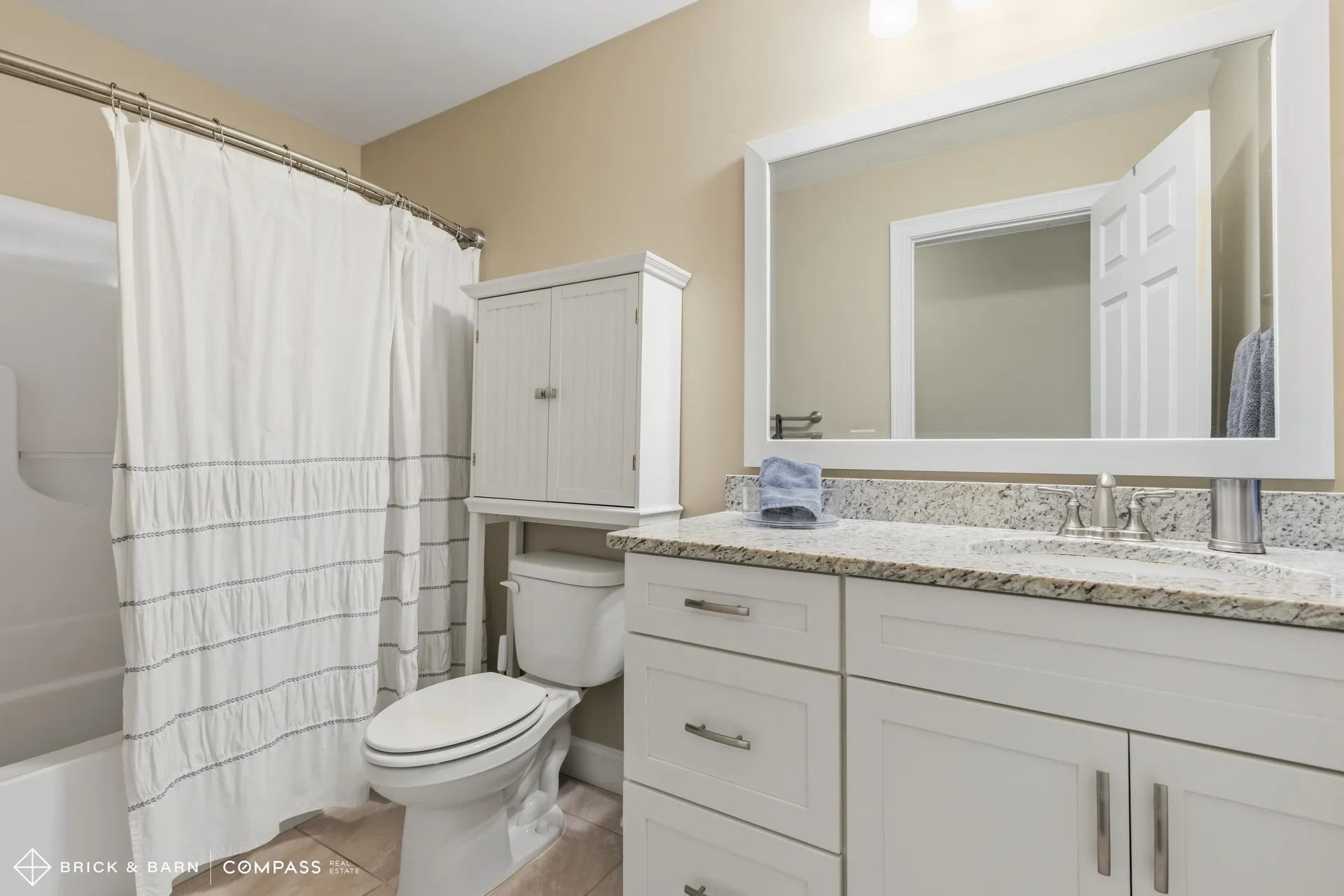 23 Cypress Circle Exeter NH 03883